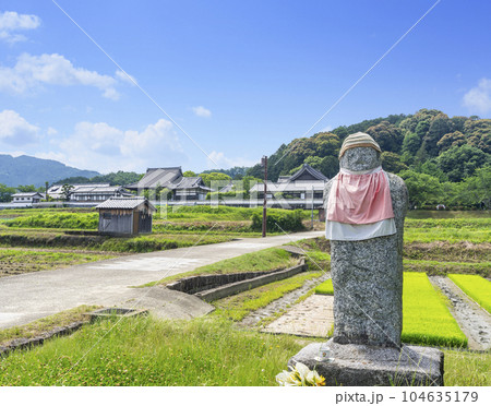 聖徳皇太子御誕生所の記念碑（奈良県明日香村） 104635179