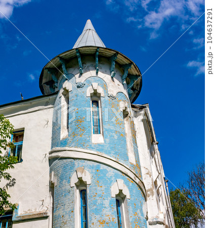 House of russian surgeon S.P. Fyodorov, in manor Vorobyovo 1898 - 1904, Kaluzhskiy region, Russia 104637291