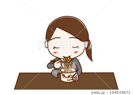 （上半身正面）カップ麺を美味しそうに食べているスーツ姿の女性 104639672