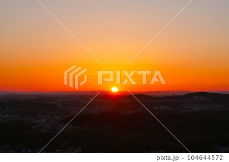 美しい夕焼け 104644572