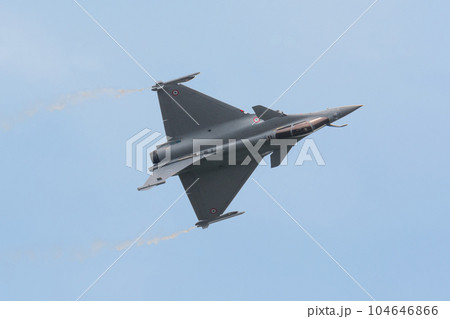 フランス空軍ラファール戦闘機ディスプレイチーム フランス空軍ラファール戦闘機ディスプレイチーム 104646866