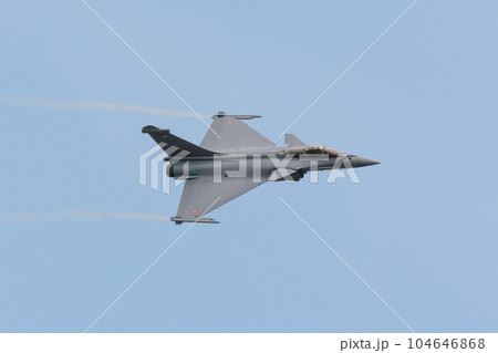 フランス空軍ラファール戦闘機ディスプレイチーム フランス空軍ラファール戦闘機ディスプレイチーム 104646868