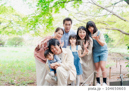 家族 集合写真 104650603