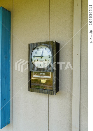 唐松駅の柱時計 唐松駅の柱時計 104656511