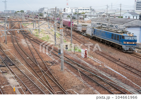 【東海道本線】稲沢貨物線を通過する貨物列車 104661966