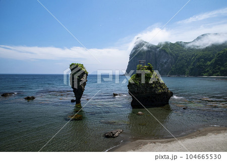 えびす岩と大黒岩 えびす岩と大黒岩 104665530