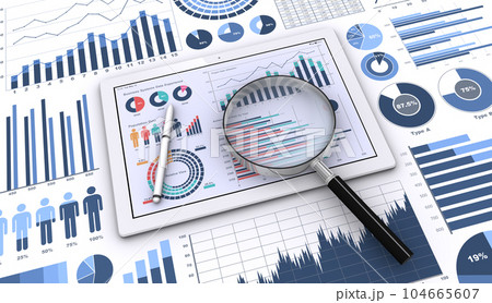 データを表示するタブレットを虫眼鏡で調べる、ビジネスデータを分析・検討するイメージ 104665607