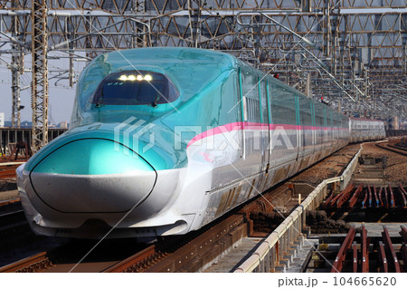 東北新幹線E5系（秋田新幹線E6系併結） 104665620