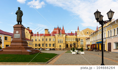 Red Square in Rybinsk with view of Art Museum and monument to Lenin Red Square in Rybinsk with view of Art Museum and monument to Lenin 104666264