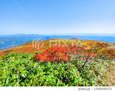 秋の栗駒山登山(産沼コース) 秋の栗駒山登山(産沼コース) 104666915