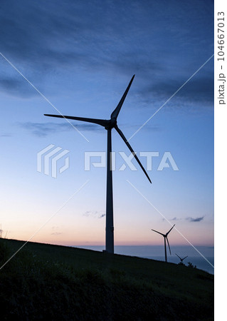風力発電 104667013