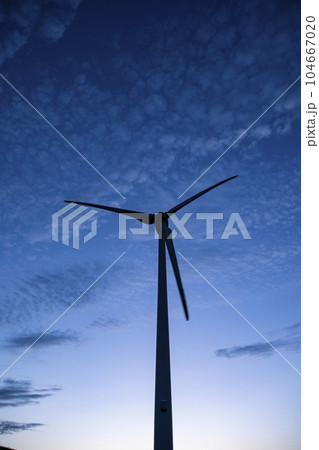 風力発電 104667020