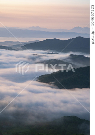 絶景雲海 104667325