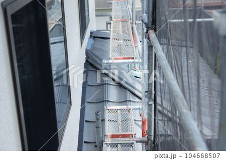 足場 外壁塗装 足場 外壁塗装 104668507