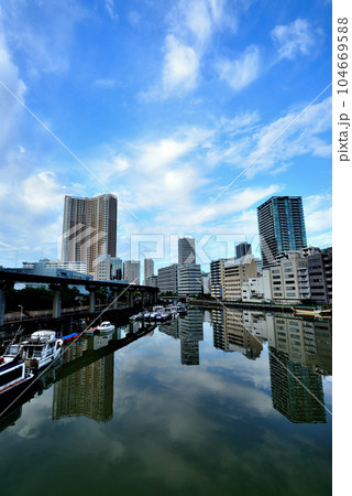 芝浦アイランドの超高層ビル群の風景 芝浦アイランドの超高層ビル群の風景 104669588