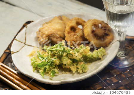 バジルの花の天ぷら バジルの花の天ぷら 104670485