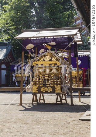 神輿 祭り 伝統行事 春 夏祭り お祭り 豪華な神輿 神輿 祭り 伝統行事 春 夏祭り お祭り 豪華な神輿 104672365