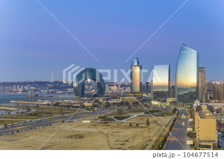 アゼルバイジャン・バクーの高層ビル群 / Crescent Bay Baku, Azerbaijan アゼルバイジャン・バクーの高層ビル群 / Crescent Bay Baku, Azerbaijan 104677514