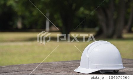 ヘルメット|建設業・製造業などのイメージ ヘルメット|建設業・製造業などのイメージ 104679566