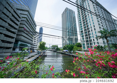 Italthai Pier of Khlong Saen Saep in Bangkok 104681692