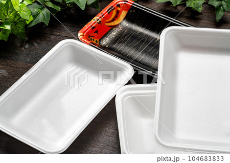 食品トレー 104683833