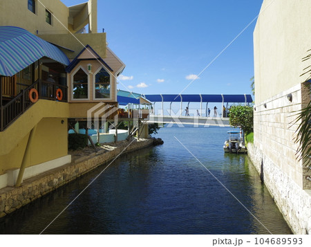 メキシコ合衆国　カンクーン　街並み1 104689593