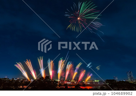 葛飾納涼花火大会　東京 104689902