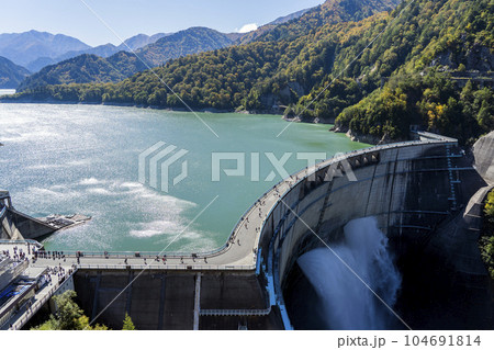 Kurobe Lake and River Dam Kurobe Lake and River Dam 104691814
