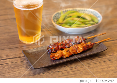 【晩酌】枝豆 焼き鳥【おつまみ】 【晩酌】枝豆 焼き鳥【おつまみ】 104694247