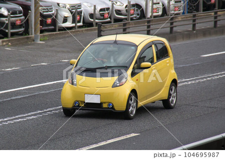 小型EV 電気自動車　道路走行 104695987