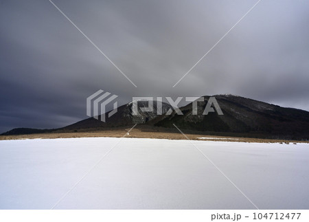 冬の三瓶山 冬の三瓶山 104712477