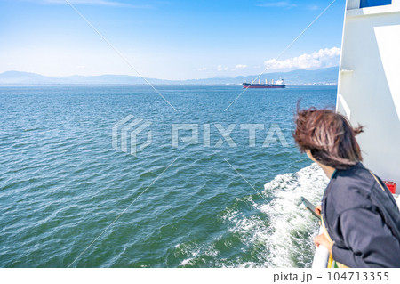 船旅　女性　一人旅 104713355