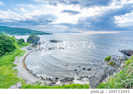 袰月海岸高野崎　津軽半島随一の景勝地 104713843