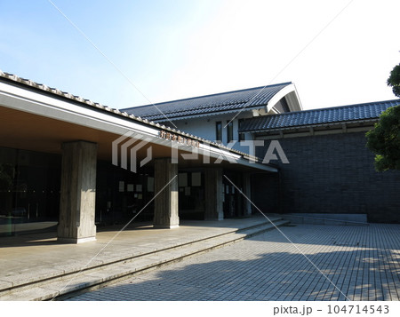 行田市の忍城址（忍城跡）にある行田市郷土博物館 104714543