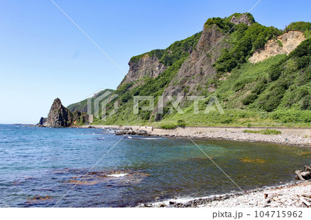 窓岩　西の河原　国道229号　日本海追分ソーランライン　ドライブコース 104715962