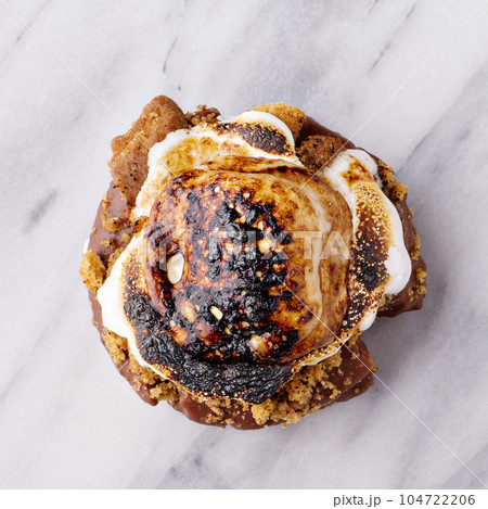 Smores donut on marble background 104722206