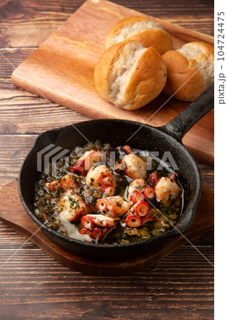 蛸の油煮 蛸の油煮 104724475