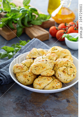 Garlic and cheese dinner rolls Garlic and cheese dinner rolls 104729881