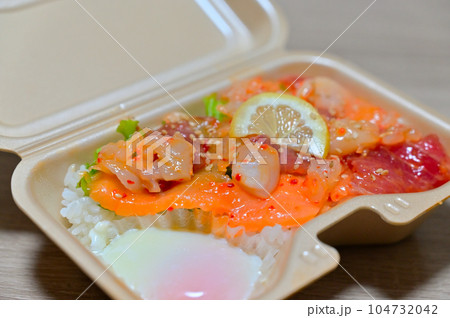 ポキ丼 海鮮丼 ローカルグルメ ローカルフード ポキ丼 海鮮丼 ローカルグルメ ローカルフード 104732042