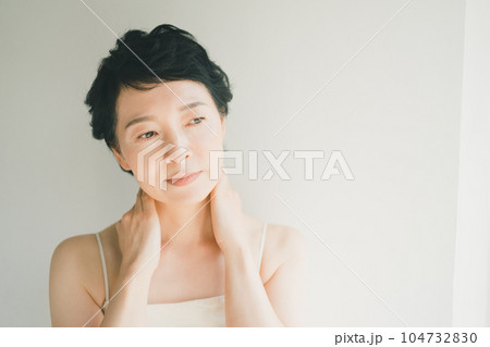 around fifty 104732830