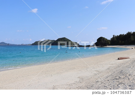 古座間味ビーチ　慶良間諸島　座間味島　沖縄県　 104736387