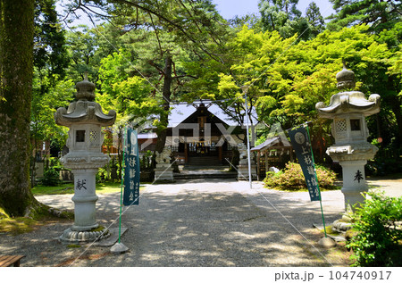 新潟県上越市の勝負の神様を祀る春日山神社 104740917