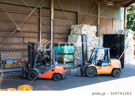 古紙回収買取リサイクル業 104741263