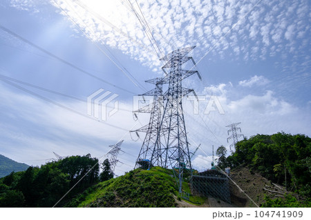 関西電力送配電　架線張替工事 104741909