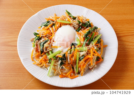 韓国ナムル料理 104741929