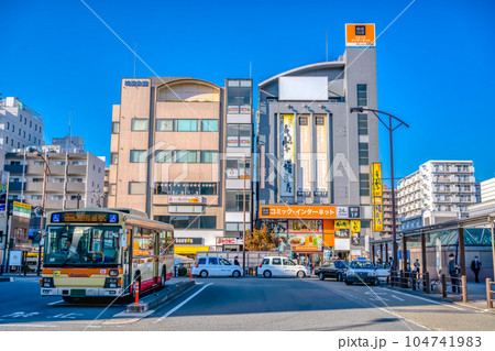 神奈川県藤沢市の都市風景　湘南台駅 104741983