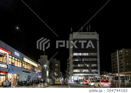 横浜市保土ケ谷区の都市風景 保土ヶ谷駅 横浜市保土ケ谷区の都市風景 保土ヶ谷駅 104744102