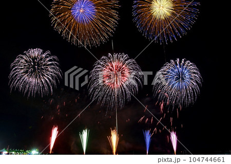 2019年 うつのみや花火大会 栃木県宇都宮市(鬼怒川河川敷・道場宿緑地)8月10日開催 2019年 うつのみや花火大会 栃木県宇都宮市(鬼怒川河川敷・道場宿緑地)8月10日開催 104744661