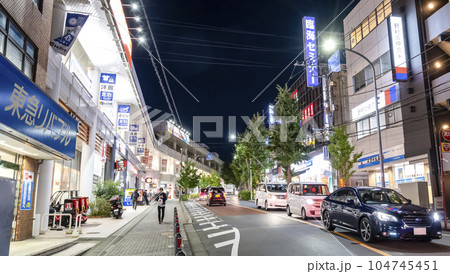 横浜市旭区の都市風景　二俣川駅 104745451