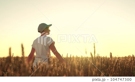 Experience Golden Harvest Join our community dedicated wheat farmers who bring you finest quality wheat, handpicked with care. Our skilled agronomists agriculturists inspect each ripe ear, ensuring Experience Golden Harvest Join our community dedicated wheat farmers who bring you finest quality wheat, handpicked with care. Our skilled agronomists agriculturists inspect each ripe ear, ensuring 104747300